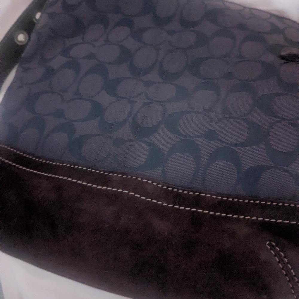 Coach Purple Signature Jacquard Crossbody Hobo Bag Suede Trim Front Zip Pocket - Picture 8 of 11